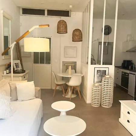 With Private Garden In Center 니스